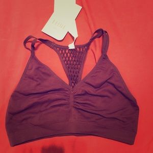 NWT - Fabletics Devore Seamless Sports Bra - M